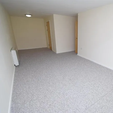 Image 5 - The Pinnacle, Ings Road, Wakefield, WF1 1DE, United Kingdom - Apartment for rent