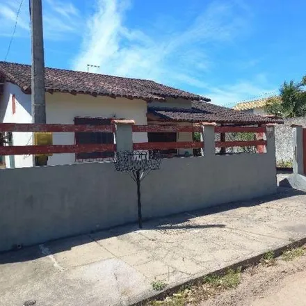 Buy this 2 bed house on Rua Adolfo Frejat in Mar y Lago, Rio das Ostras - RJ