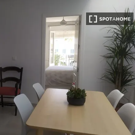 Rent this studio apartment on Calle Nueva in 10, 11005 Cádiz
