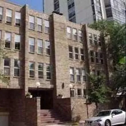 Rent this studio apartment on 744 West Gordon Terrace in Chicago, IL 60613