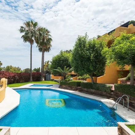 Rent this 2 bed apartment on Playa de la Fontanilla in Bulevar del Príncipe Alfonso de Hohenlohe, 29602 Marbella