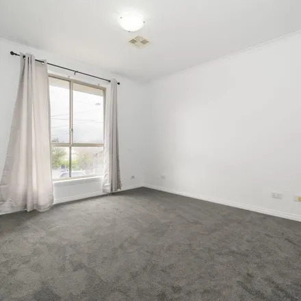 Image 4 - 28 Geelong Road Service Road, Footscray VIC 3011, Australia - Apartment for rent