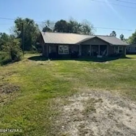 Buy this 3 bed house on US 117 in Pender County, NC 28478
