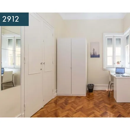 Rent this 1 bed room on Rua de São Félix in 1200-701 Lisbon, Portugal