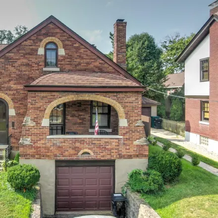 Buy this 3 bed house on 3327 Claramont Avenue in Cincinnati, OH 45209