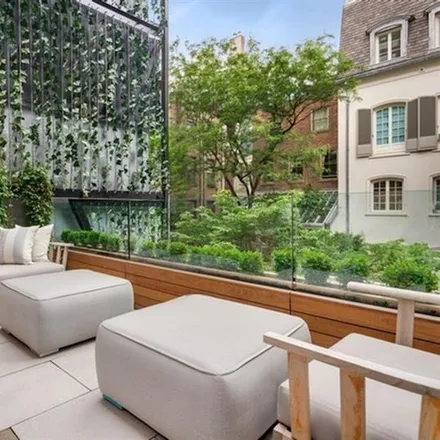 Image 6 - 130 EAST 71ST STREET in New York - Townhouse for sale