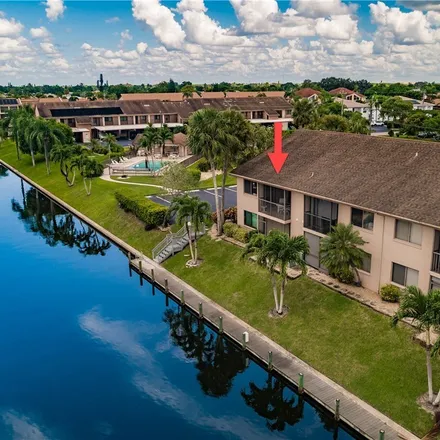 Buy this 2 bed condo on 1017 Southeast 38th Terrace in Cape Coral, FL 33904