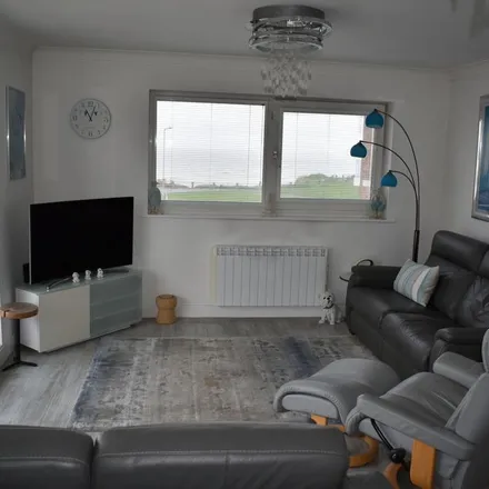 Image 2 - Bay View Heights, Ethelbert Road, Minnis Bay, CT7 9QA, United Kingdom - Apartment for rent