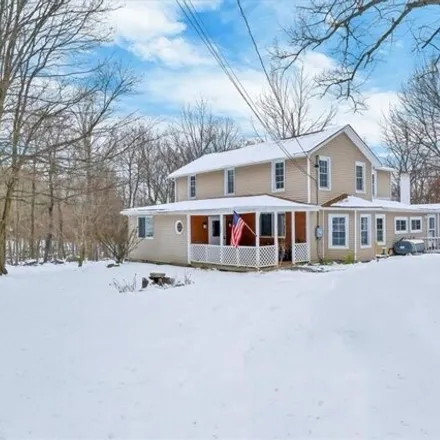 Buy this 3 bed house on 596 Angola Road in Mountainville, Cornwall