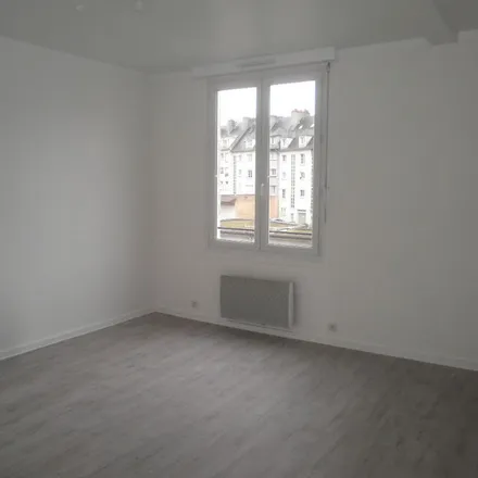 Rent this 1 bed apartment on 26 Place de la Gare in 14000 Caen, France