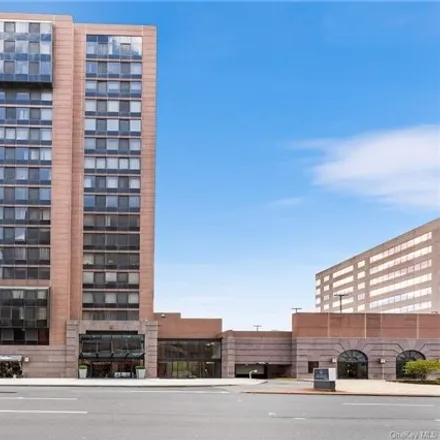 Buy this 1 bed condo on 4 Martine Avenue in City of White Plains, NY 10606