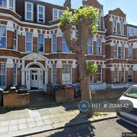 Rent this 1 bed apartment on Rutland Park Mansions in Rutland Park, Willesden Green