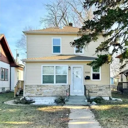 Image 3 - Ratio Apartments, 909 Gould Avenue Northeast, Columbia Heights, MN 55421, USA - House for sale