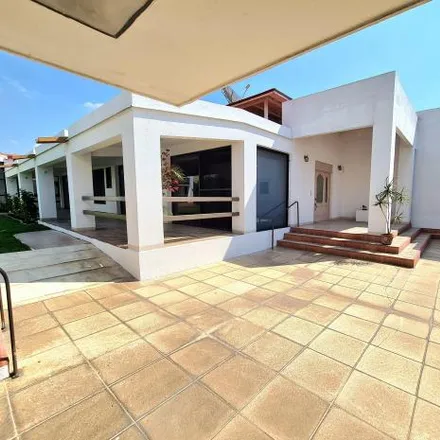 Rent this 4 bed house on Calle Río Amarillo in 62290 Cuernavaca, MOR