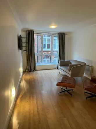 Image 9 - Lamb and Trotter, 6 Little Britain, London, EC1A 7DH, United Kingdom - Apartment for rent