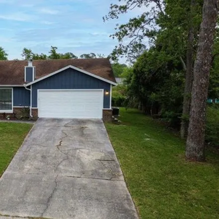 Buy this 3 bed house on 7517 Falcon Trace Drive West in Jacksonville, FL 32222