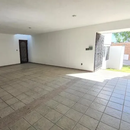 Buy this 3 bed house on Calle Hacienda de Arroyos 506 in Balcones Del Campestre, 37138 León