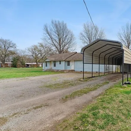 Image 3 - 224 Northeast 2nd Street, Adair, Mayes County, OK 74330, USA - House for sale