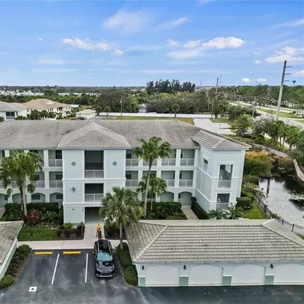 Buy this 2 bed condo on 620 Gardens Edge drive in Venice, FL 34285
