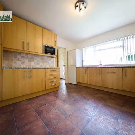 Image 7 - 23 The Ghyll, Kirklees, HD2 2FE, United Kingdom - Apartment for rent