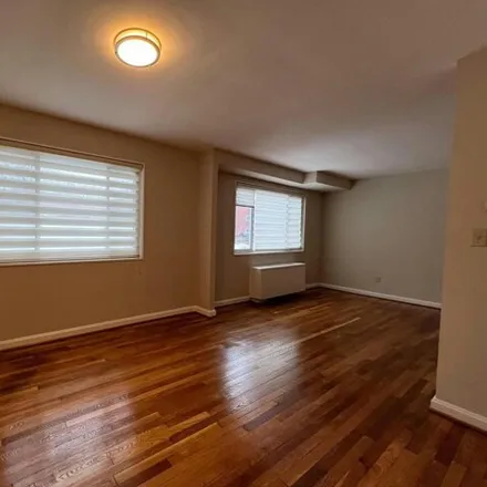 Image 6 - 158 Plymouth Street, Silver Spring, MD 20901, USA - Condo for rent