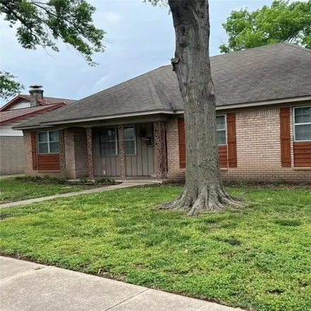 Rent this 3 bed house on 7073 East 18th Street in Tulsa, OK 74112