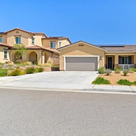 Buy this 3 bed house on 4029 Bridle Ct in Palmdale, California
