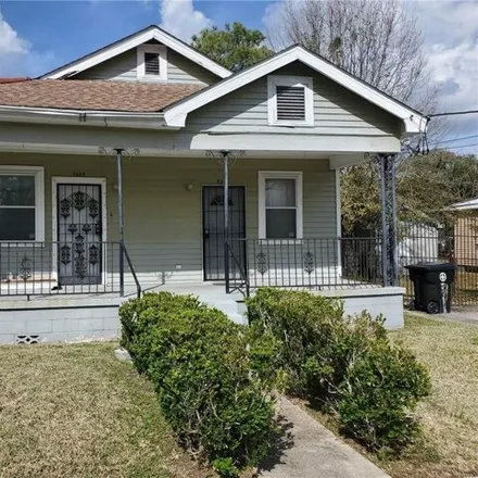 Buy this 4 bed house on 7209 Warfield Street in New Orleans, LA 70126