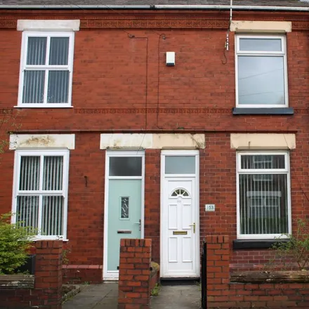 Rent this 2 bed townhouse on Rainhill Road in St Helens, L35 4PD