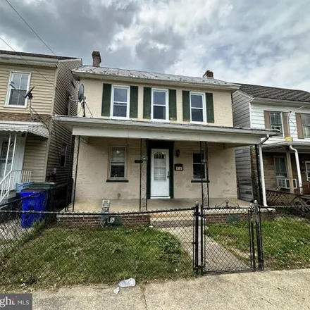Buy this 3 bed house on 709 South Potomac Street in Hagerstown, MD 21740