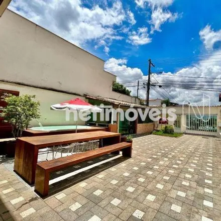 Image 1 - Rua Manhumirim, Caiçaras, Belo Horizonte - MG, 30770-400, Brazil - House for sale