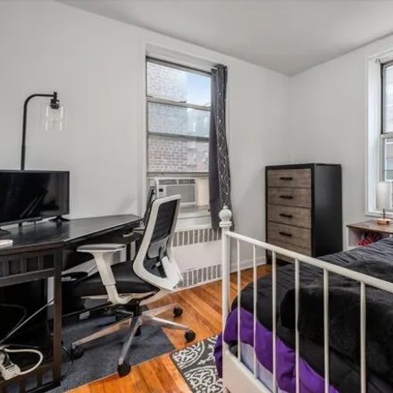 Image 8 - 67-30 Clyde Street, New York, NY 11375, USA - Apartment for sale