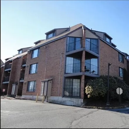 Rent this 2 bed condo on 38 North Main Street in Fernridge Place, West Hartford