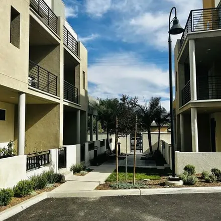 Rent this 3 bed townhouse on Long Beach Boulevard in Long Beach, CA 90807
