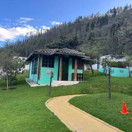 Rent this 8 bed house on Vía Guayllabamba Tabacundo in Tocachi, Ecuador