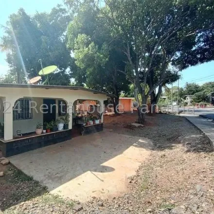 Buy this 3 bed house on unnamed road in Nueva Esperanza, 24 de Diciembre