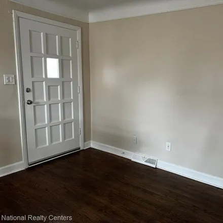 Image 3 - 30154 Brentwood Street, Southfield, MI 48076, USA - House for rent