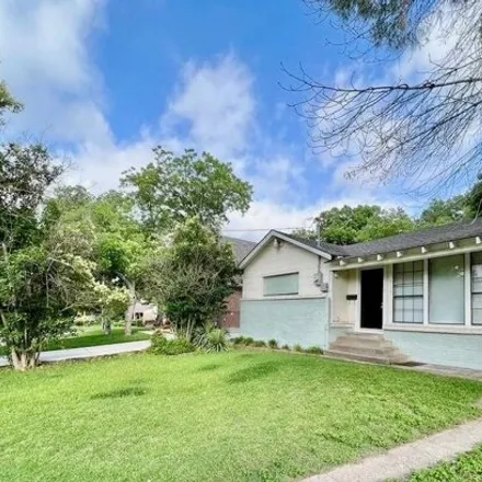 Rent this 3 bed house on 7111 Santa Fe Avenue in Dallas, TX 75223
