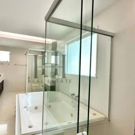 Buy this 5 bed apartment on Avenida das Américas 7679 in Barra da Tijuca, Rio de Janeiro - RJ