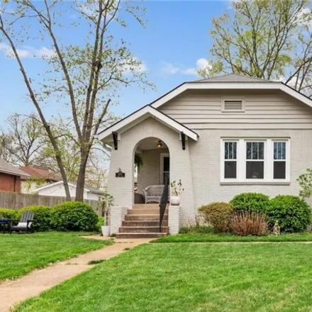 Rent this 4 bed house on 1027 Curran Avenue in Kirkwood, MO 63122