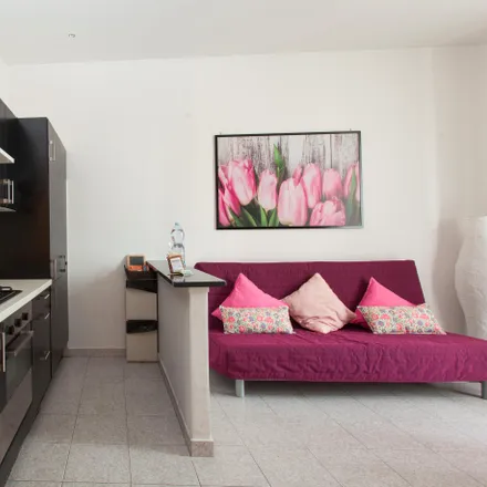 Image 2 - Lovely 1-bedroom apartment in Navigli-Darsena  Milan 20143 - Apartment for rent