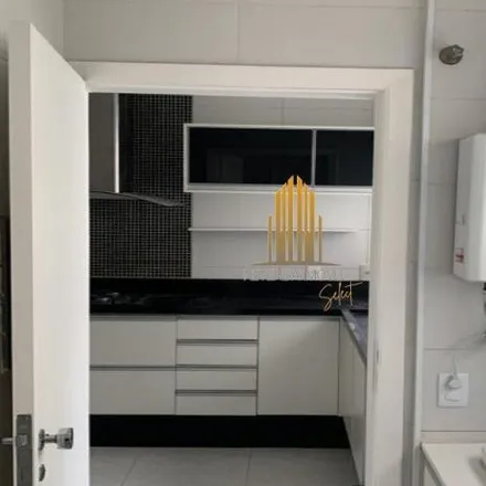 Buy this 3 bed apartment on Rua Doutor Gabriel dos Santos 14 in Santa Cecília, São Paulo - SP