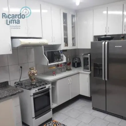 Buy this 3 bed house on Rua Flora Rica in Pompéia, Piracicaba - SP