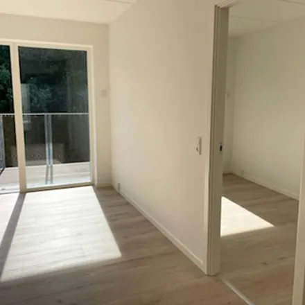 Rent this 3 bed apartment on Cirkelhusene 10 in 4600 Køge, Denmark