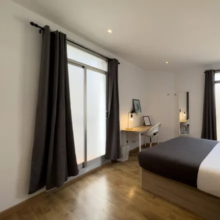 Rent this 5 bed room on Avinguda del Paral·lel in 54-58, 08001 Barcelona