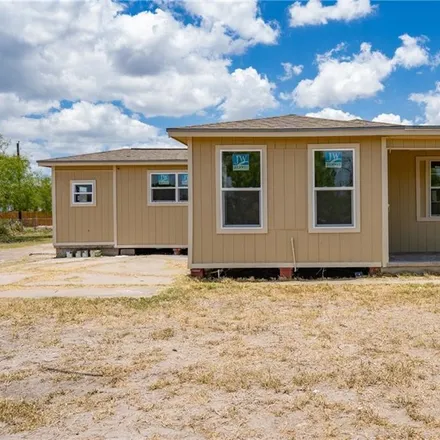 Buy this 3 bed house on 174 West Avenue D in Kingsville, TX 78363