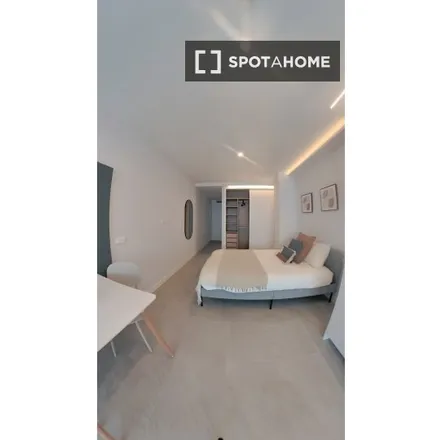 Rent this studio apartment on Calle de Anastasio Herrero in 9, 28020 Madrid