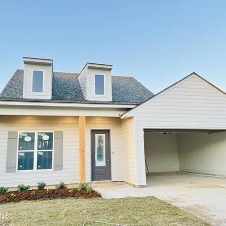 Buy this 4 bed house on Vendeur Road in Lafayette Parish, LA 70508