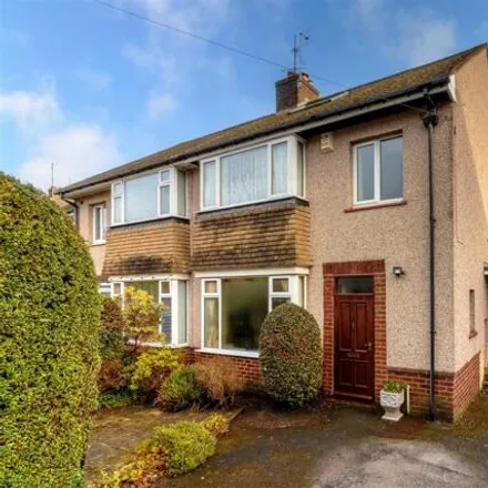 Buy this 4 bed duplex on Heather Lea Place in Sheffield, S17 3DN