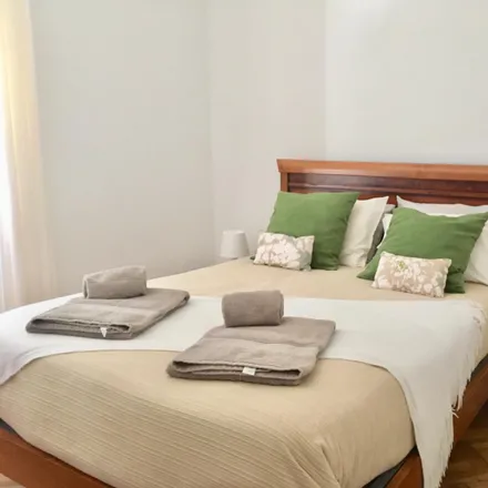 Rent this 2 bed apartment on Costa do Castelo 53 in 1100-178 Lisbon, Portugal